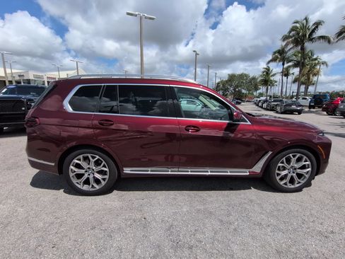 Used 2026 BMW X7 xDrive40i AWD/4WD image 4