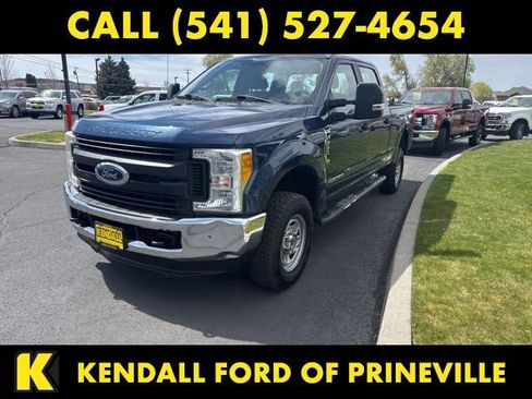 Used 2017 Ford F250 XL w/ Power Equipment Group AWD/4WD image 4