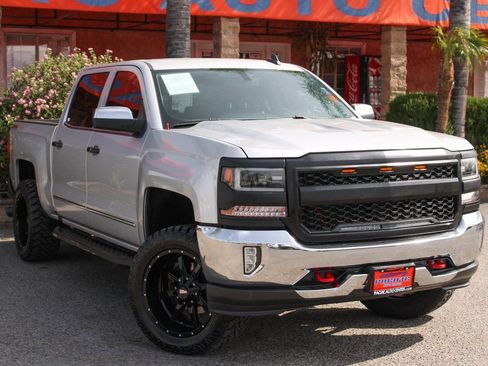 Used 2018 Chevrolet Silverado 1500 LTZ image 2