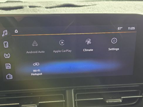 Used 2024 Chevrolet Trax ACTIV w/ Sunroof Package image 39