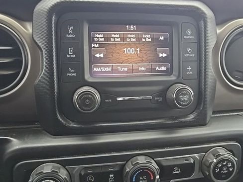 Used 2020 Jeep Gladiator Sport w/ Trailer Tow Package image 15