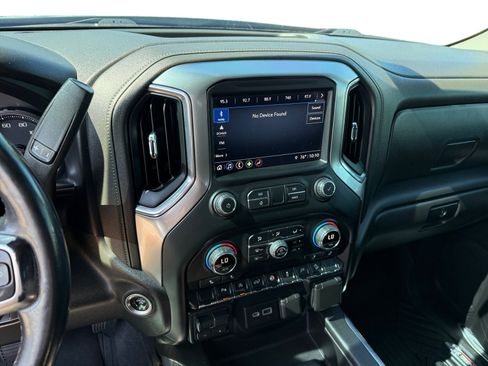 Used 2021 Chevrolet Silverado 1500 LT Trail Boss w/ Convenience Package II AWD/4WD image 12