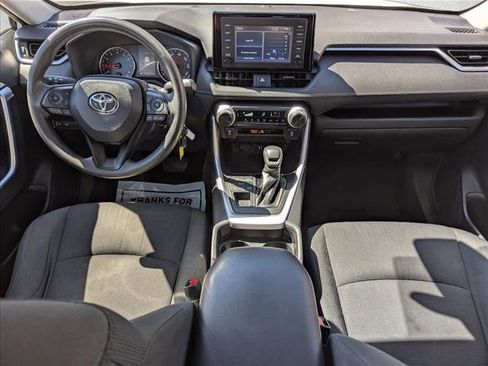 Used 2019 Toyota RAV4 LE w/ Carpet Mat Package image 15