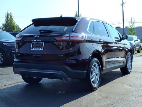 Certified 2024 Ford Edge SEL w/ Convenience Package AWD/4WD image 4