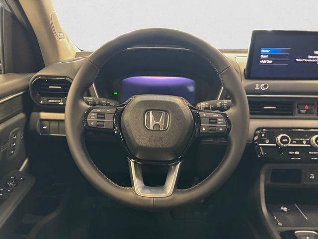 New 2026 Honda Pilot Touring image 13