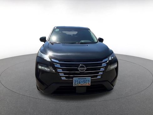 Used 2025 Nissan Rogue SV FWD image 4