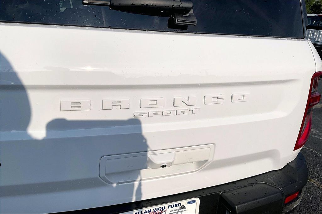 New 2026 Ford Bronco Sport Outer Banks AWD/4WD image 9