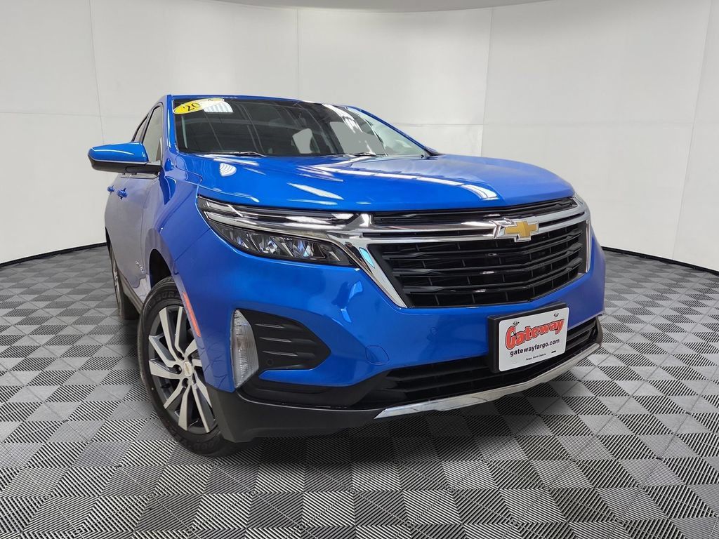 Used 2024 Chevrolet Equinox LT AWD/4WD image 2