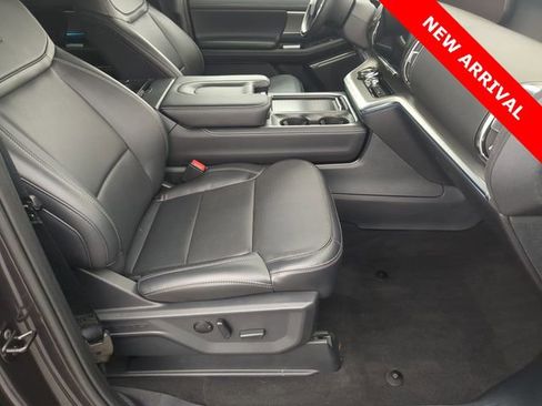 Used 2025 Ford Expedition Max Platinum image 22