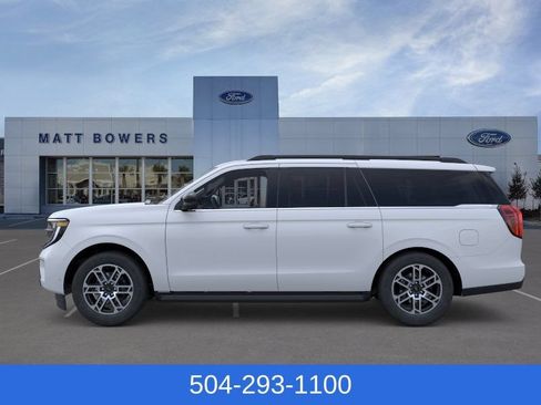 New 2026 Ford Expedition Max Active RWD image 4