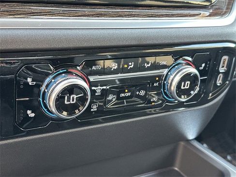 New 2026 GMC Sierra 1500 Elevation w/ LPO, Elevation Black Package image 12