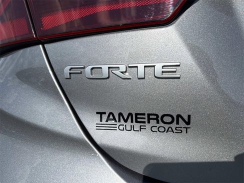 Used 2024 Kia Forte LXS w/ LXS Technology Package image 10