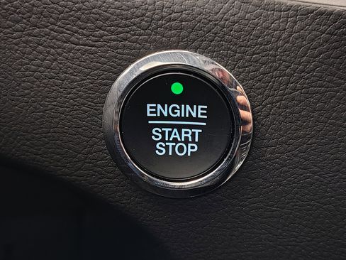 Used 2022 Ford Edge SEL w/ Convenience Package image 44