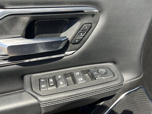 Used 2025 RAM 1500 Laramie w/ Sport Appearance Package AWD/4WD image 27