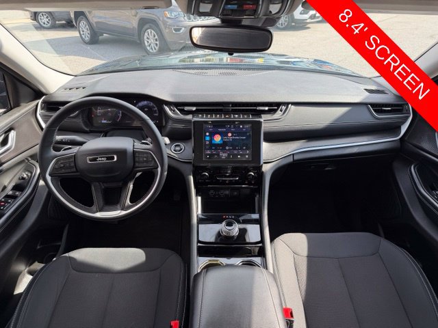 Used 2023 Jeep Grand Cherokee L Laredo w/ Luxury Tech Group I AWD/4WD image 3