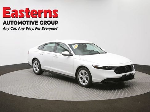 Used 2025 Honda Accord LX image 47