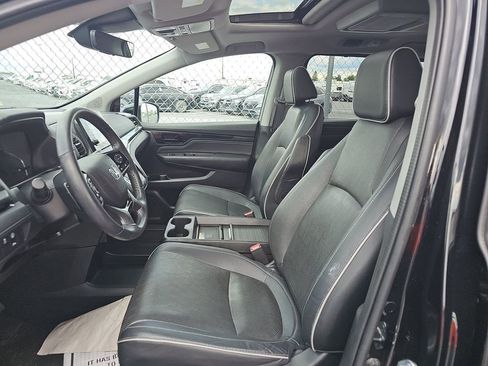 Used 2023 Honda Odyssey Elite image 6