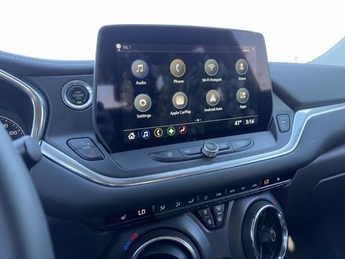 Used 2024 Chevrolet Blazer LT image 22