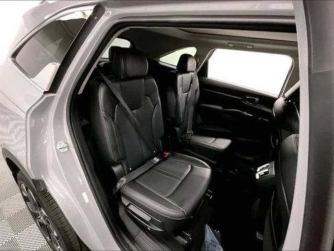 Used 2025 Kia Sorento EX w/ Panoramic Sunroof Package AWD/4WD image 26