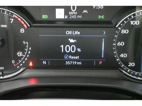 Certified 2022 Cadillac XT5 Premium Luxury FWD image 41