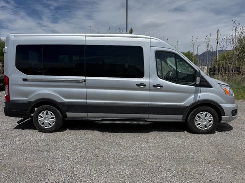Used 2022 Ford Transit 350 XLT RWD image 2