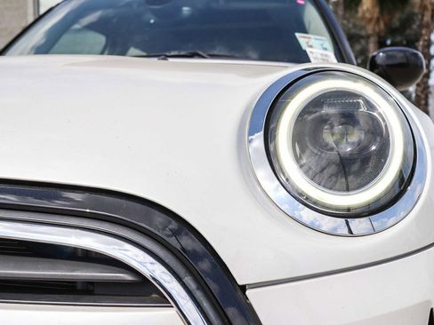 Used 2023 MINI Cooper 4-Door Hardtop FWD image 11