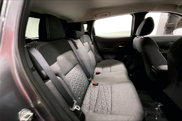 New 2027 Nissan Kicks SV FWD image 32