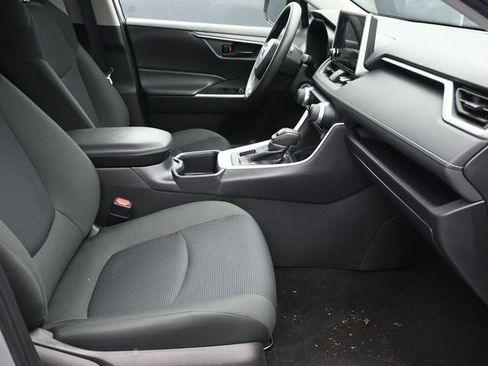 Used 2024 Toyota RAV4 LE image 22