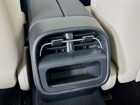 Certified 2026 Mercedes-Benz E 350 4MATIC Sedan image 32