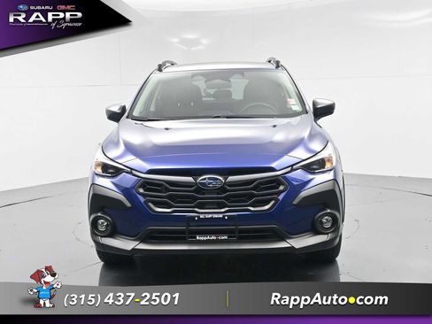 Used 2024 Subaru Crosstrek 2.0i Premium AWD/4WD image 2