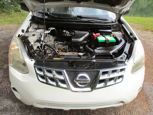 Used 2011 Nissan Rogue S AWD/4WD image 7