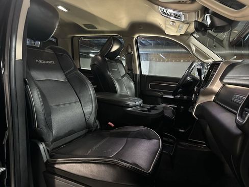 Used 2019 RAM 3500 Laramie image 24