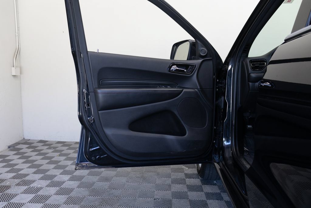 Used 2022 Dodge Durango R/T RWD image 17