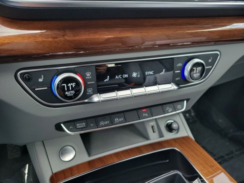 Certified 2022 Audi Q5 2.0T Premium Plus image 29