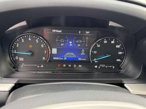 Used 2021 Ford Explorer XLT w/ Equipment Group 202A AWD/4WD image 34