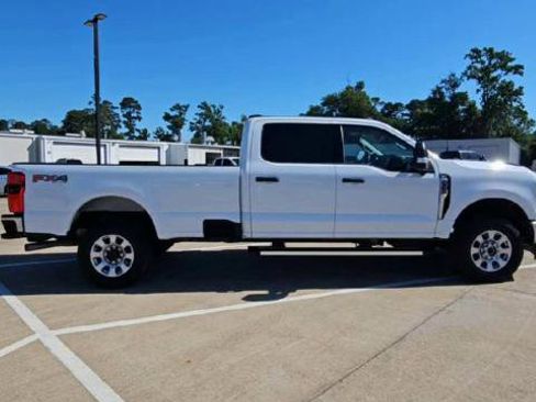 Used 2024 Ford F350 XLT w/ 360-Degree Camera Package AWD/4WD image 9