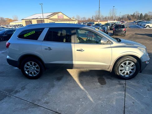 Used 2011 Buick Enclave CXL w/ Trailering Provision Package image 4