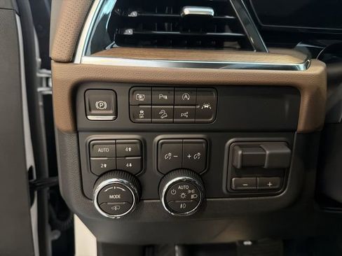 New 2026 Chevrolet Tahoe High Country image 33