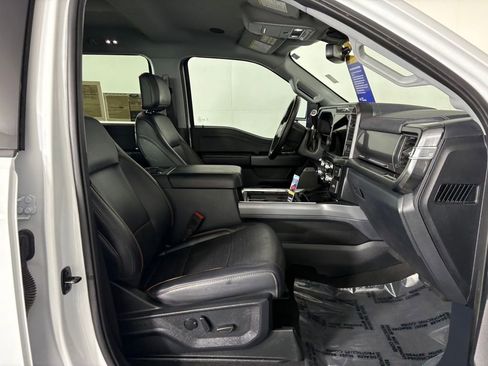 Certified 2025 Ford F350 Lariat w/ Lariat Ultimate Package image 35