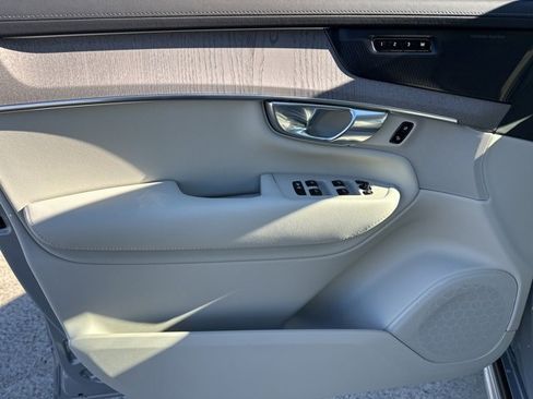 New 2026 Volvo XC90 T8 Ultra image 12