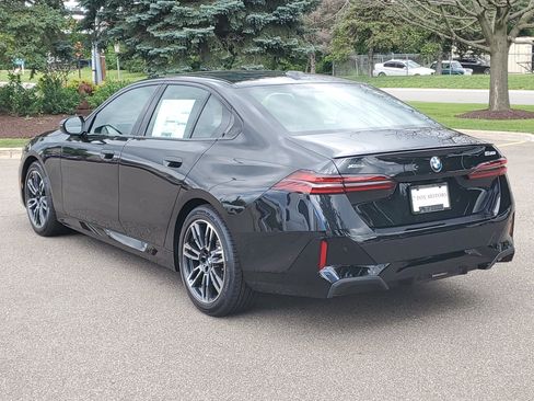 New 2027 BMW 530i xDrive w/ M Sport Package AWD/4WD image 6