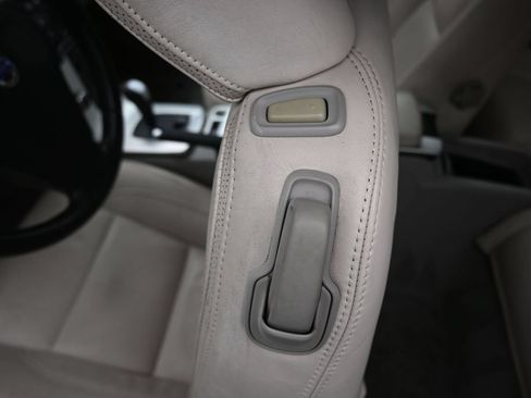 Used 2011 Volvo C70 T5 FWD image 23