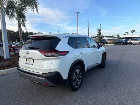 Certified 2023 Nissan Rogue SV image 8