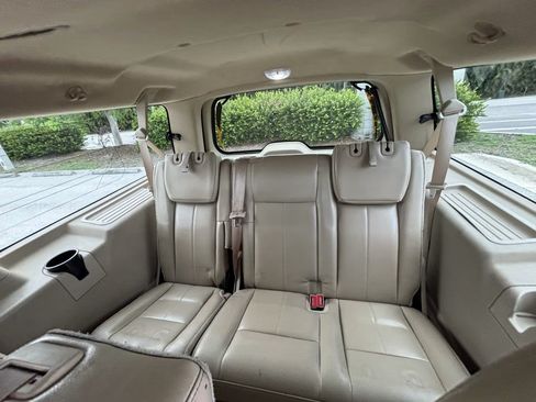Used 2011 Ford Expedition EL XLT w/ 201A Rapid Spec Order Code RWD image 12