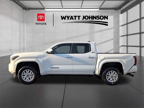 New 2026 Toyota Tacoma SR5 image 2