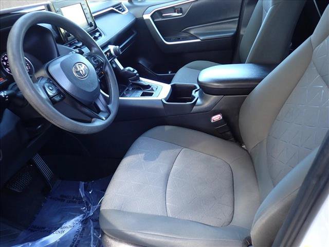 Used 2022 Toyota RAV4 XLE AWD/4WD image 11