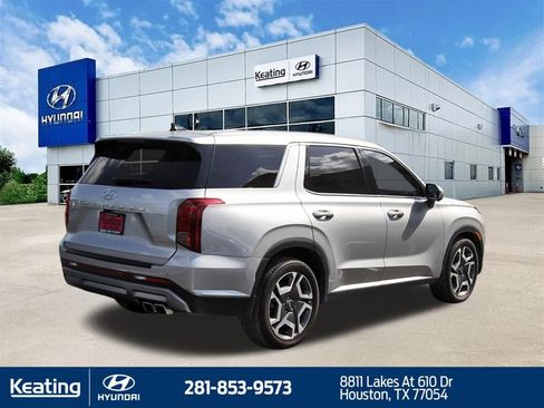 Used 2024 Hyundai Palisade SEL w/ Premium Package FWD image 5