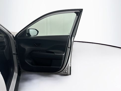 Used 2025 Hyundai Kona SEL FWD image 32
