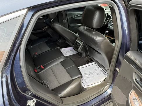 Used 2015 Chevrolet Impala LT w/ Convenience Package FWD image 19