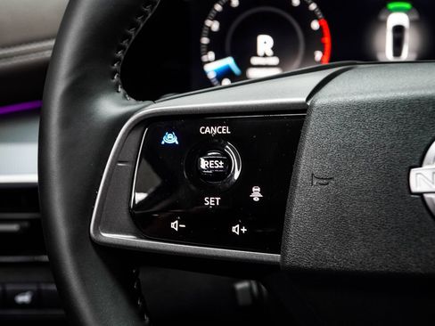 Used 2025 Nissan Murano Platinum w/ Cargo Package AWD/4WD image 39
